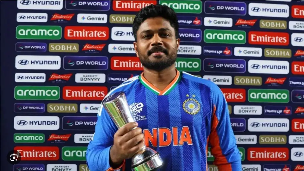 sanju samson with world cup malayalivibe.in